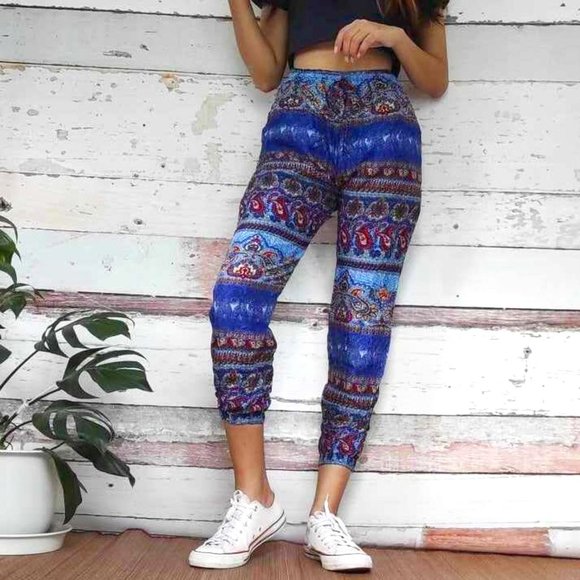Pants - Harem pants in blue and red